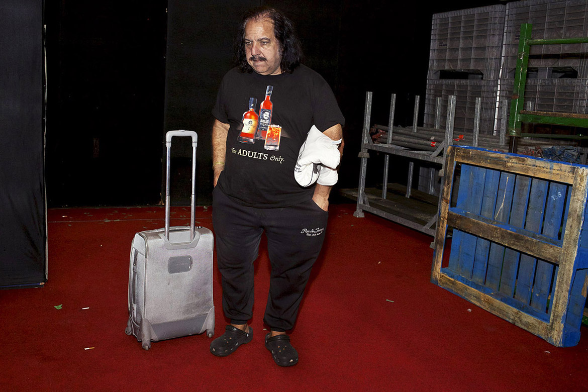 Nederland, 30 september 2012
Ron Jeremy backstage na een weekend op de Kamasutrabeurs
foto/copyright: Martijn van de Griendt